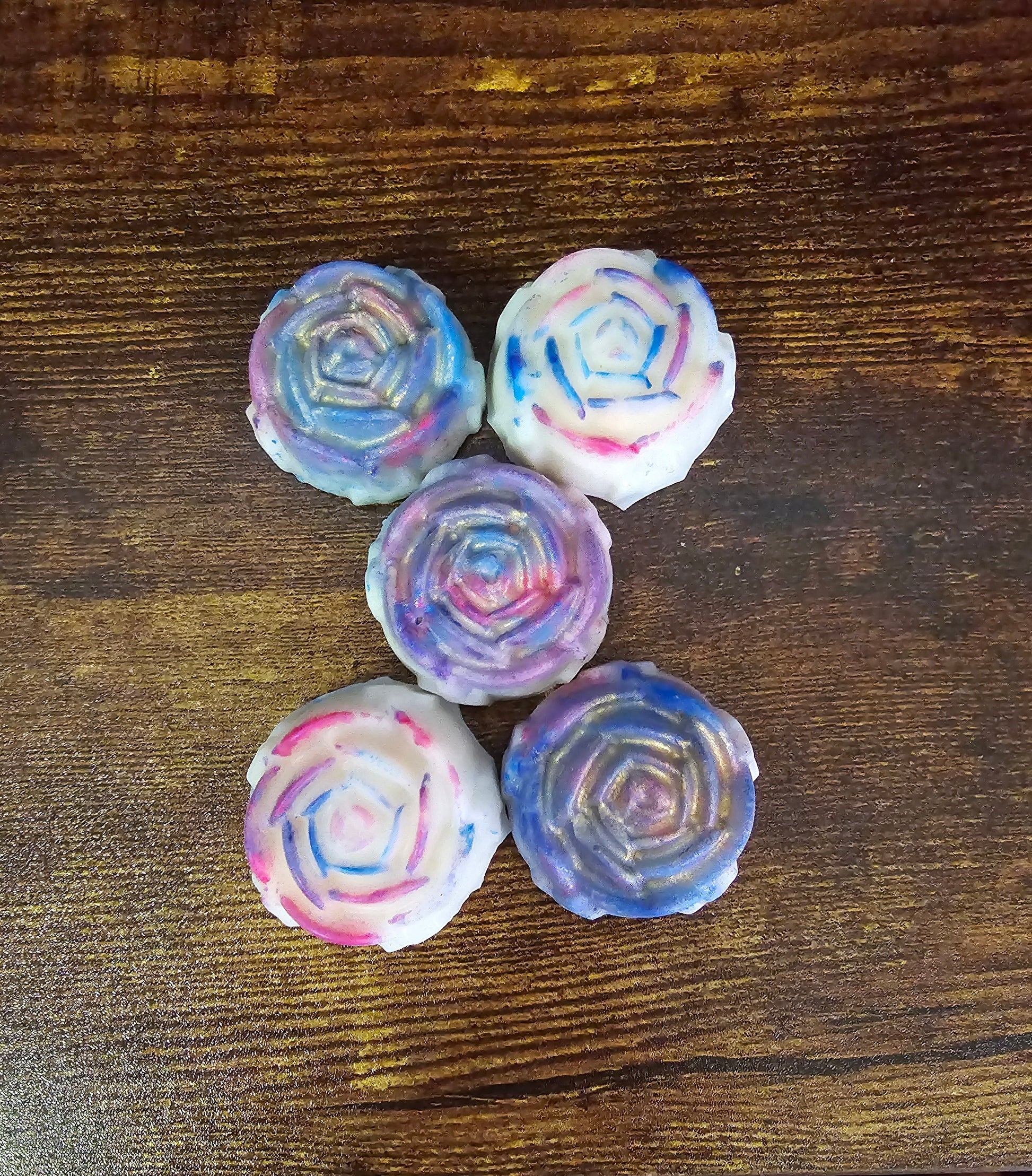 Watermelon - Premium handmade wax melts and candles from Memory Scents. - Just $8.50! Shop now at MemoryScents.net